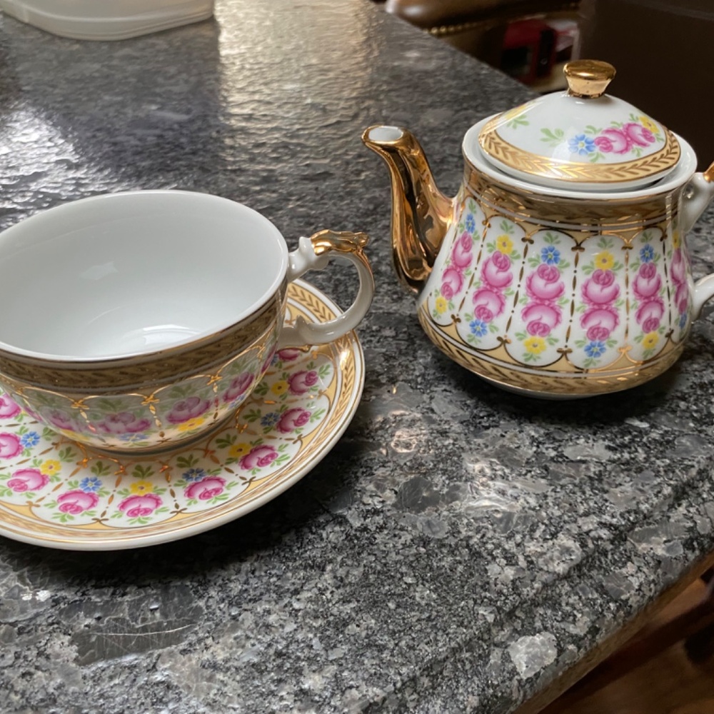 New tea pot and cup - Picture 5 of 6